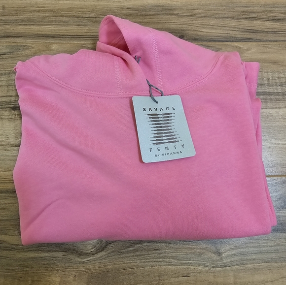 SAVAGE X FENTY ESSENTIAL TERRY SCOPE LOGO CROPPED HOODIE - Picture 6 of 9